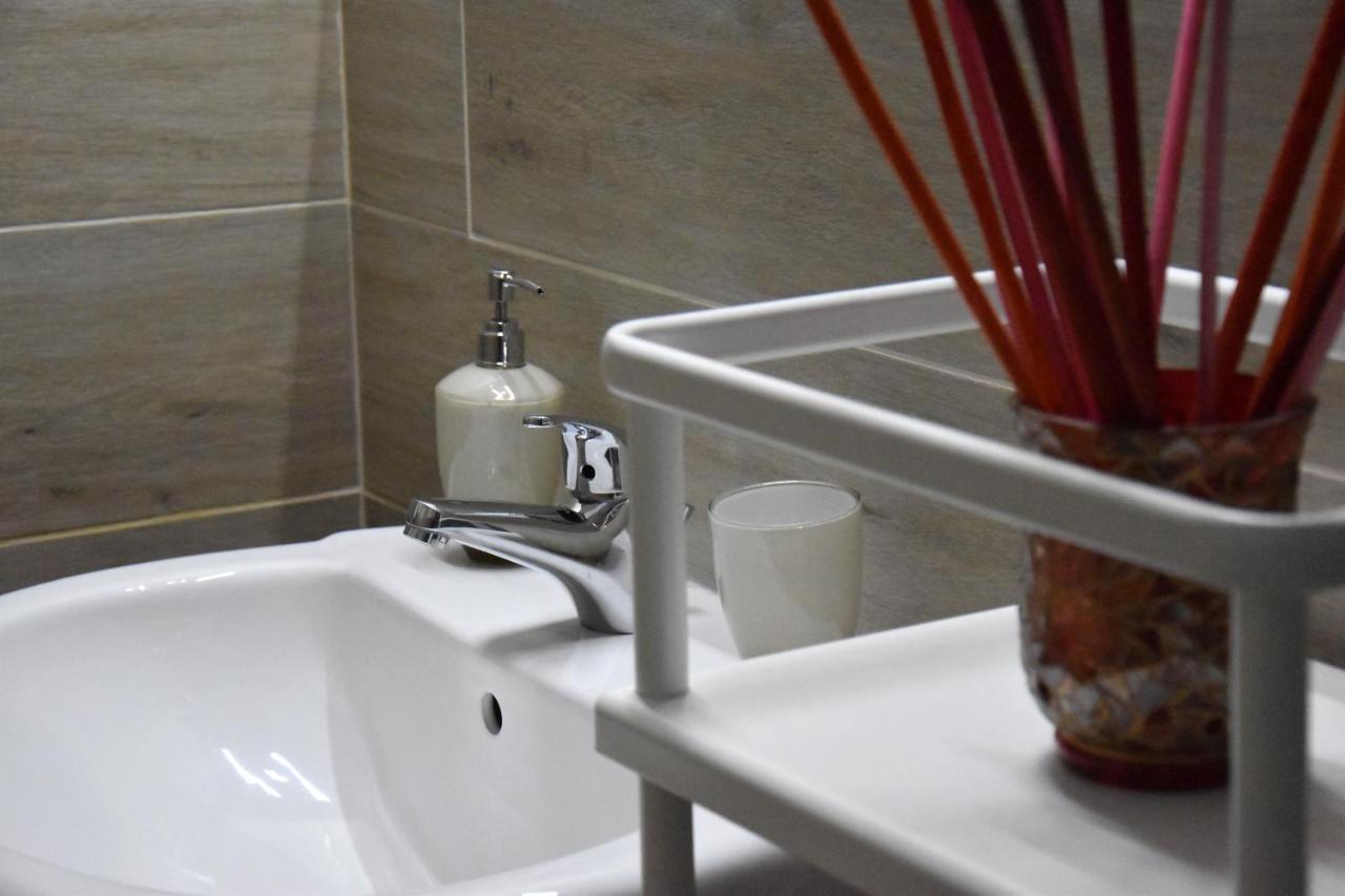 A Casa Di Anna - Locazione Turistica - Hotel มาเตรา ภายนอก รูปภาพ